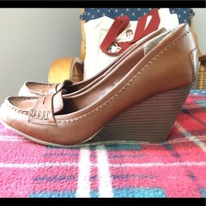 Loafer wedges